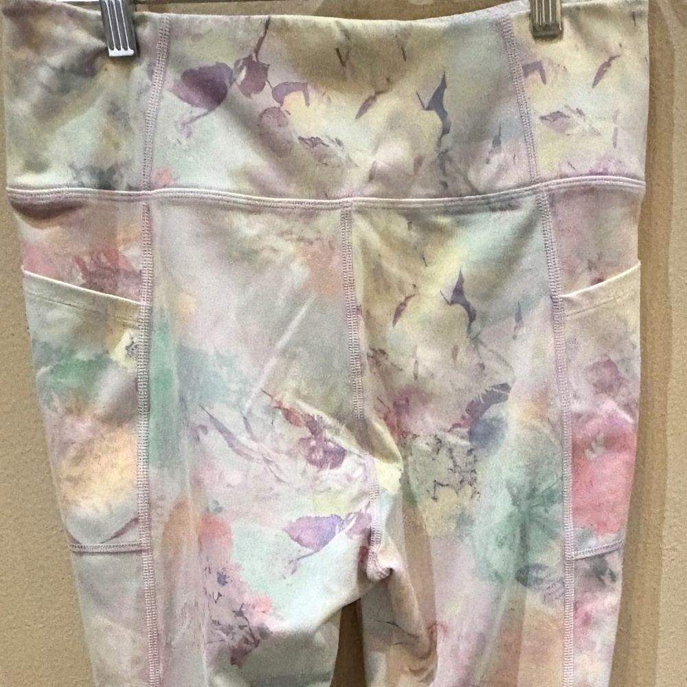 Victoria's Secret Abstract Floral Leggings - Picture 3 of 5